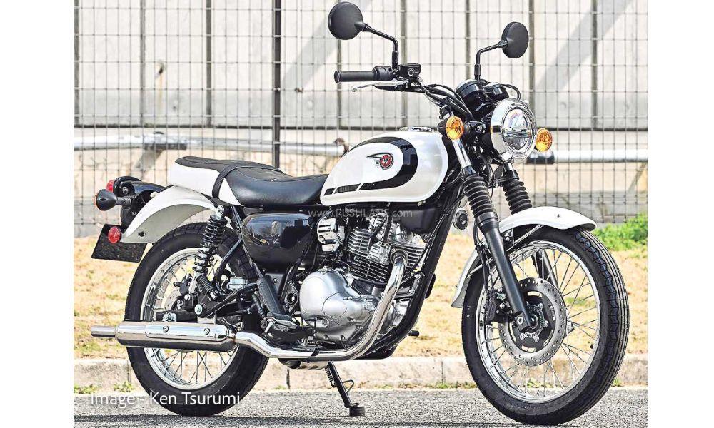 New Kawasaki W230 Retro Bike; Check New Details 233cc एयर-कूल्ड मोटर द्वारा संचालित, मोटरसाइकिल आने वाले महीनों में जापानी और अन्य यूरोपीय बाजारों में बिक्री के लिए उपलब्ध होगी.