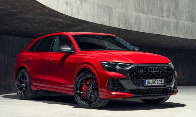 बदली हुई ऑडी RS Q8 भारत में 17 फरवरी को होगी लॉन्च  अपडेटेड RS Q8 को जून 2024 में वैश्विक स्तर पर पेश किया गया था और इसमें कई छोटे कॉस्मेटिक बदलाव किए गए हैं.