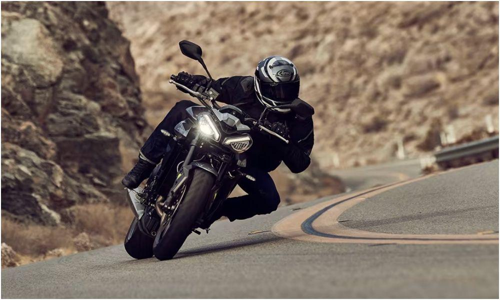 Triumph Street Triple R Price Slashed! Triumph Street Triple R Price Slashed!