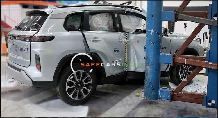 Maruti Suzuki Grand Vitara Undergoes Bharat NCAP Crash Tests: First Images Surface भारत एनकैप सुरक्षा टैस्ट से गुजर रही मारुति सुजुकी ग्रांड विटारा की तस्वीरें ऑनलाइन सामने आई हैं. कई वैरिएंट का टैस्ट किया जा रहा है और परिणाम आशाजनक दिख रहे हैं, लेकिन क्या ग्रांड विटारा 5-स्टार एनकैप सुरक्षा रेटिंग हासिल करने वाली पहली मारुति सुजुकी हो सकती है?