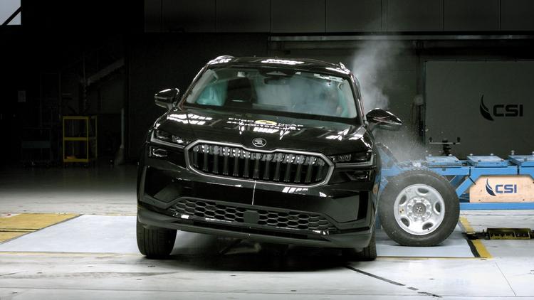 India-Bound New-Gen Skoda Kodiaq Scores 5 Stars In Euro NCAP Crash Test स्कोडा कोडियाक, जिसे 2025 में भारत में लॉन्च किया जाना है, का यूरो एनकैप के अधिक कड़े मानदंडों के तहत क्रैश-टेस्ट किया गया था.