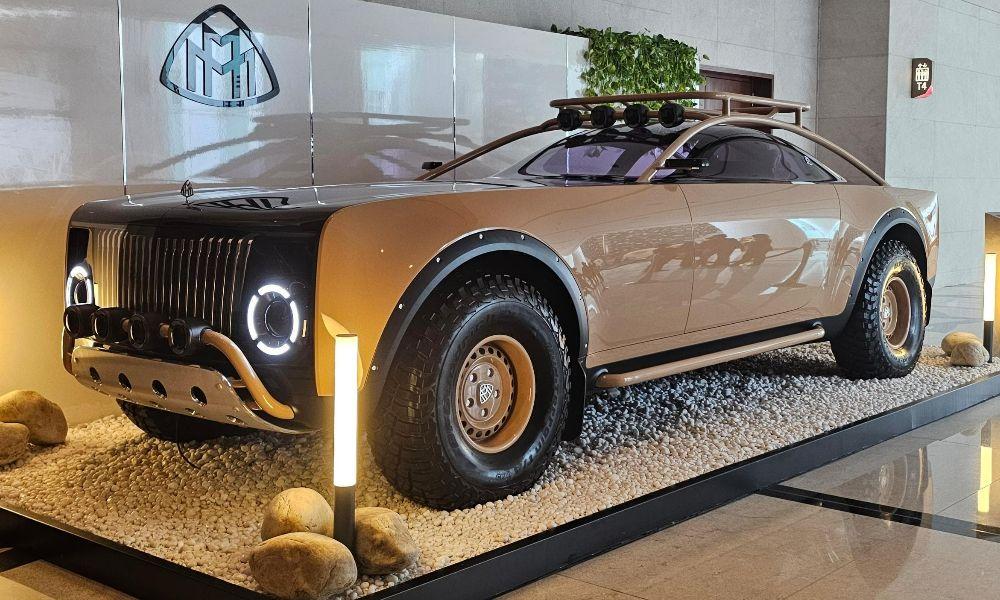 Mercedes-Benz Project Maybach Virgil Abloh Concept Showcased In Mumbai प्रोजेक्ट मायबाक़ वर्जिल अबलोह एक ऑल-इलेक्ट्रिक लक्ज़री ऑफ-रोड-ओरिएंटेड कॉन्सेप्ट है जिसको दिसंबर 2021 में पहली बार पेश किया गया था.