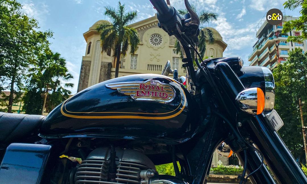 Royal Enfield To Invest Rs 2,200 Crore In New Andhra Pradesh Manufacturing Facility इस नई सुविधा से आरई की वार्षिक निर्माण क्षमता में 9 लाख यूनिट की वृद्धि होने की उम्मीद है.