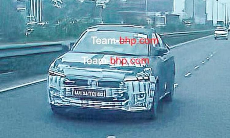 New Maruti Suzuki Dzire Spied On Test Ahead Of Festive Season Launch नए स्पाई शॉट्स डिजायर के डिजाइन और स्टाइल पर आधारित स्विफ्ट हैचबैक से काफी अलग होने का संकेत देती हैं.
