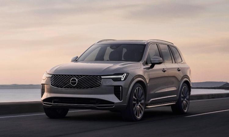 2025 Volvo XC90 Facelift To Be Launched In India In March 2025 वॉल्वो XC90 फेसलिफ्ट ने सितंबर 2024 में अपनी वैश्विक शुरुआत की.
