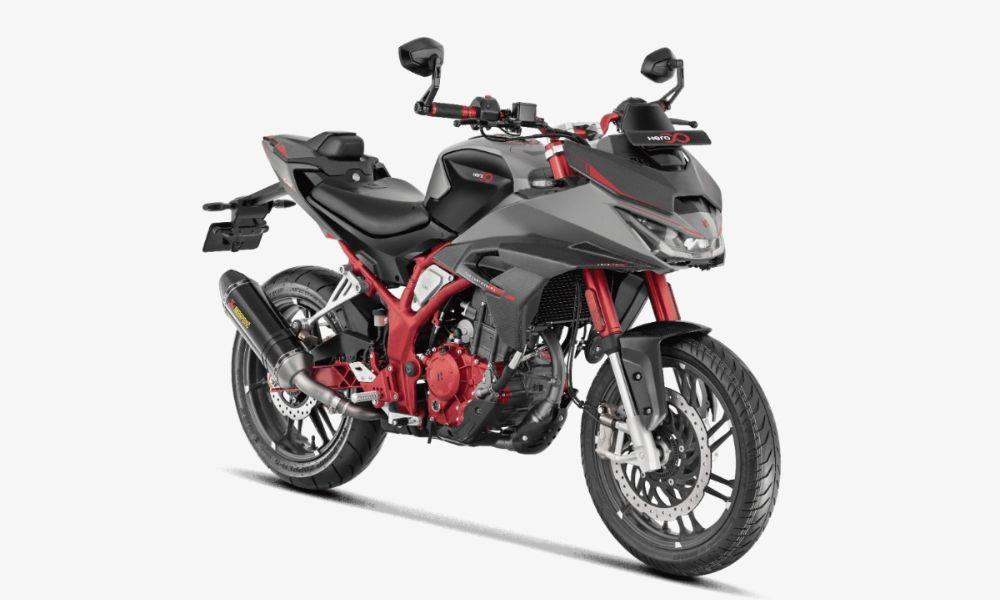 Hero Centennial CE100 Auctioned For Rs 20.30 Lakh; One Bike Still Up For Grabs In Online Contest कंपनी ने कहा कि वह सेंटेनियल की 75 बाइक्स की नीलामी से कुल बोली राशि के रूप में रु.8.58 करोड़ जुटाने में कामयाब रही.