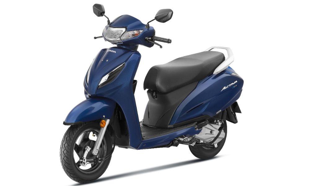GST 2.0 Effect: Honda Two Wheelers Price Slashed Over Rs. 18,000 जीएसटी परिषद द्वारा दोपहिया वाहनों पर जीएसटी को 28% से घटाकर 18% करने के निर्णय के बाद, HMSI ग्राहकों को अब (एक्स-शोरूम) मूल्य में महत्वपूर्ण बचत का लाभ मिलेगा.