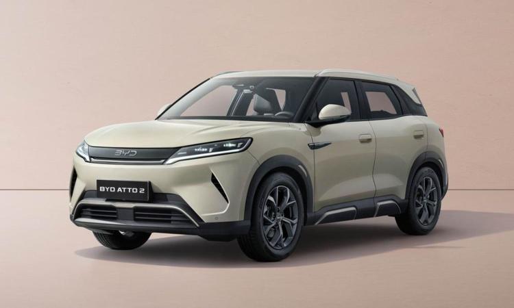 BYD Atto 2: Five Things To Know About BYD’s Suzuki e-Vitara Rival Atto 2 यूरोपीय बाज़ार के लिए BYD का नया मॉडल है, जो आकार में Atto 3 SUV से छोटा है.