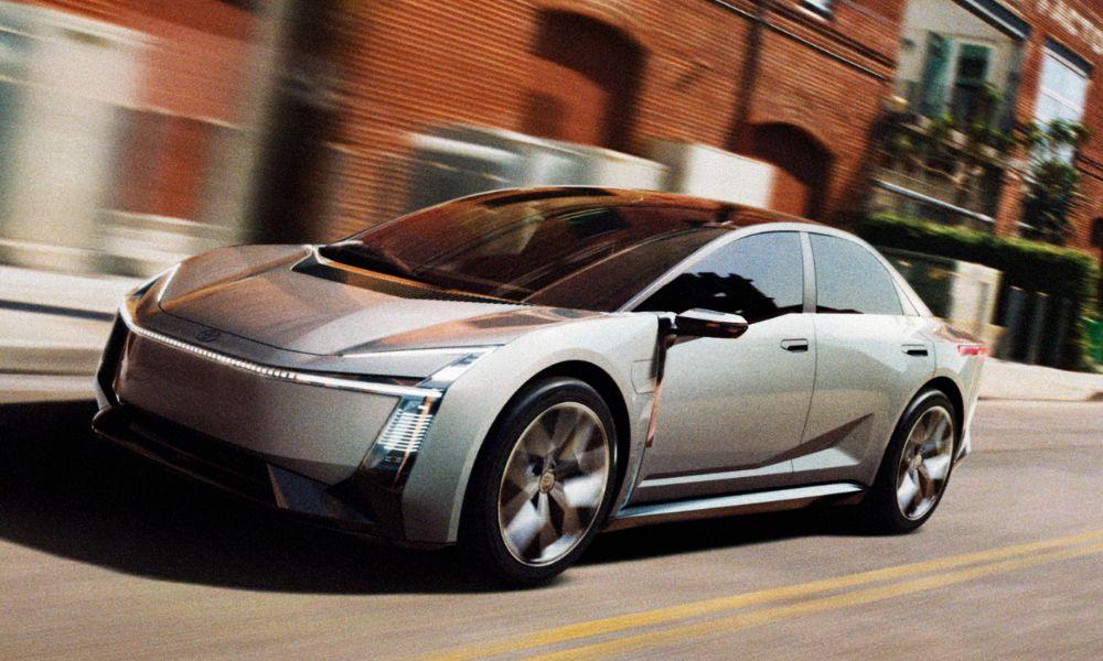 New Toyota Corolla Concept Previewed Ahead Of Japan Mobility Show Debut नया कोरोला कॉन्सेप्ट नई प्रियस और टोयोटा की bZ EV सीरीज़ से डिजाइन प्रेरणा लेती दिखती है.
