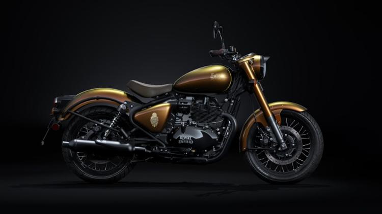 EICMA 2025: Royal Enfield Classic 650 125th Anniversary Special Edition Unveiled क्लासिक 650 125वीं एनिवर्सी स्पेशल एडिशन जल्द ही भारत में, संभवतः इस महीने के अंत में, लॉन्च होने की उम्मीद है.