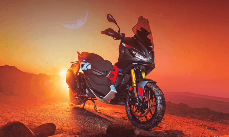 Aprilia SR GT 400 Crossover Scooter Revealed SR जीटी 400 स्कूटर और एडवेंचर टूरर के बीच की खाई को पाटने के लिए आया है.