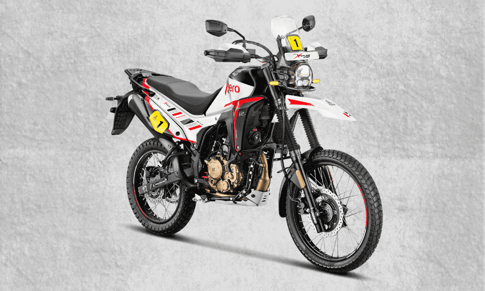 EICMA 2025: Hero Xpulse 210 Dakar Edition Unveiled एक्सपल्स 210 डकार में रैली से प्रेरित लुक दिया गया है तथा इसमें लम्बी यात्रा वाला सस्पेंशन लगाया गया है.