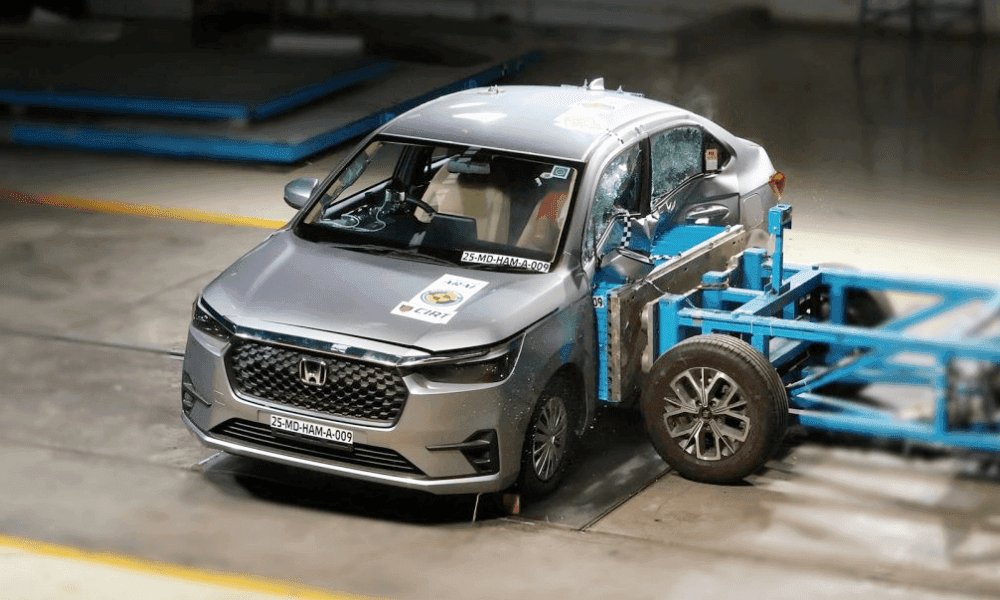 Honda Amaze Secures 5 Stars In Bharat NCAP Crash Tests इस सब-कॉम्पैक्ट सेडान को बड़े यात्री सुरक्षा में 28.33/32 अंक तथा बच्चों की सुरक्षा में 40.81/49 अंक प्राप्त हुए.
