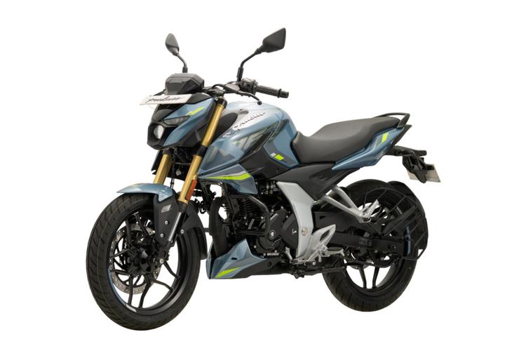 Bajaj Pulsar N160 Variant With Gold USD Fork, Single Seat Introduced पल्सर N160 के नए वैरिएंट की कीमत रु.1.24 लाख है और इसका उद्देश्य सिंगल-पीस सीट के साथ अधिक आराम और व्यावहारिकता देना है.