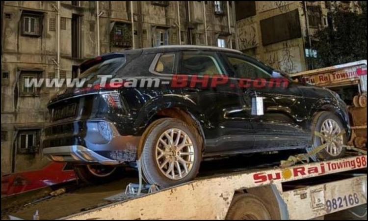 Next-gen Audi Q3 Spied In India Ahead Of Launch In 2026 तीसरी पीढ़ी की Q3 ने 2025 के बीच में ग्लोबल डेब्यू किया, जिसमें कई खास टेक अपग्रेड और इलेक्ट्रिक पावरट्रेन ऑप्शन दिए गए हैं.