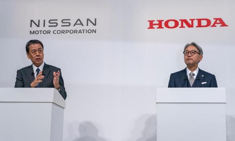 Nissan-Honda Merger Set To Be Called Off, According To Report हालांकि दोनों कंपनियों के आधिकारिक बयान का इंतजार है, लेकिन रिपोर्टों से पता चलता है कि दोनों ब्रांडों के बीच मतभेदों के कारण संभावित विलय को रद्द कर दिया गया है.