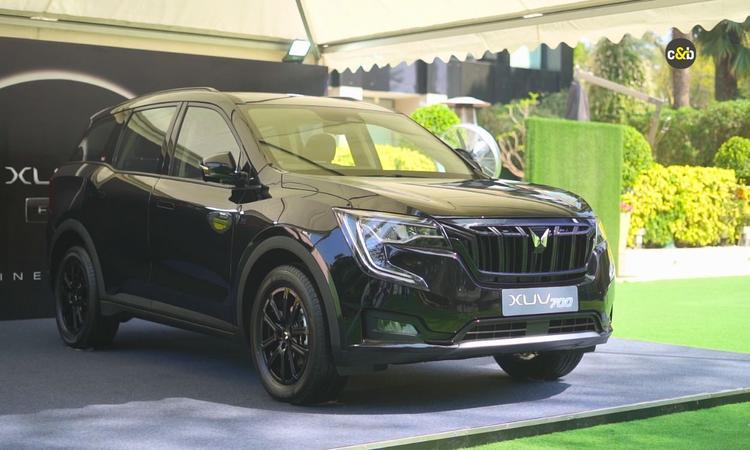 Mahindra XUV700 Ebony Edition Launched; Prices Start At Rs. 19.64 lakh एक्सयूवी700 Ebony एडिशन की कीमत इस एसयूवी के समान वैरिएंट से रु.15,000 अधिक है.