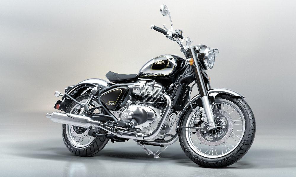 रॉयल एनफील्ड क्लासिक 650 को आखिरकार भारत में 27 मार्च, 2025 को लॉन्च किया जाएगा. यहां बताया गया है कि आप रॉयल एनफील्ड की नई 650 सीसी क्लासिक से क्या उम्मीद कर सकते हैं.