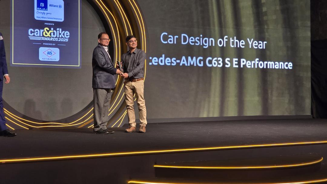 कार एंड बाइक अवॉर्ड्स 2025: मर्सिडीज-AMG C 63 S E परफॉर्मेंस ने जीता कार डिजाइन ऑफ द ईयर का खिताब कार एंड बाइक अवॉर्ड्स 2025: मर्सिडीज-AMG C 63 S E परफॉर्मेंस ने जीता कार डिजाइन ऑफ द ईयर का खिताब