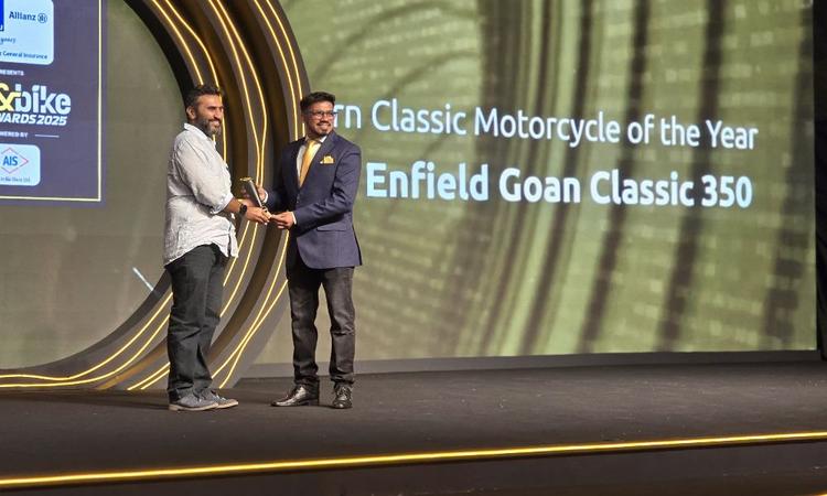 car&bike Awards 2025: Royal Enfield Goan Classic 350 Is The Modern Classic Motorcycle Of The Year रॉयल एनफील्ड Goan क्लासिक 350 मूल रूप से क्लासिक 350 पर आधारित एक बॉबर है जिसे नवंबर 2024 में लॉन्च किया गया था.