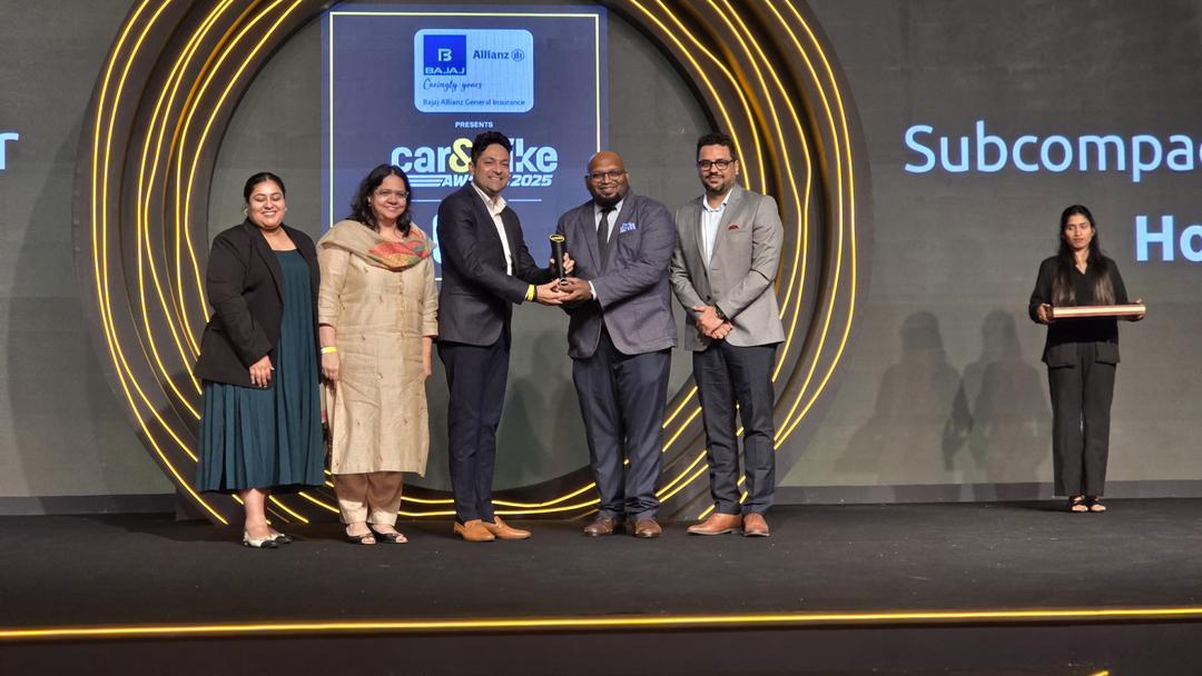 car&bike Awards 2025: Honda Amaze Bags The Subcompact Sedan Of The Year Award इस अवॉर्ड के लिए अमेज को अपने निकटतम प्रतिद्वंद्वी मारुति सुजुकी डिजायर से मुकाबला करना पड़ा.