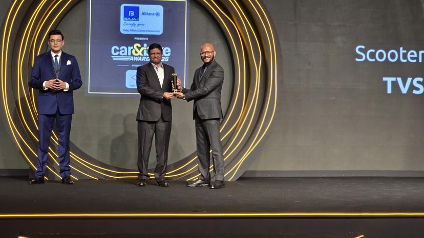 कार एंड बाइक अवार्ड्स 2025: टीवीएस जुपिटर बना स्कूटर ऑफ द ईयर कार एंड बाइक अवार्ड्स 2025: टीवीएस जुपिटर बना स्कूटर ऑफ द ईयर
