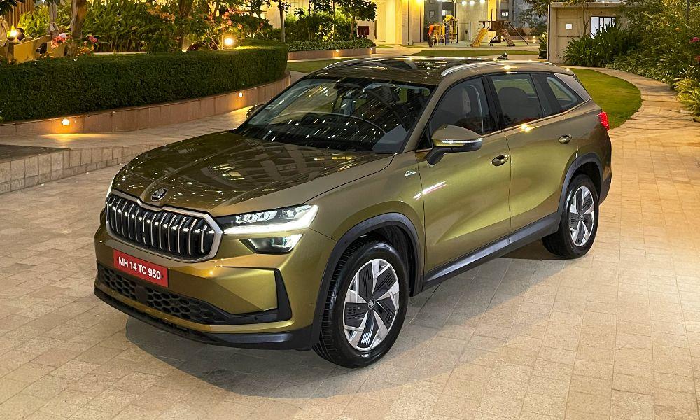 Second-Gen Skoda Kodiaq Launched In India At Rs 46.89 Lakh कोडियाक दो वैरिएंट में उपलब्ध होगी, जिसमें स्पोर्टलाइन और L&K शामिल हैं.