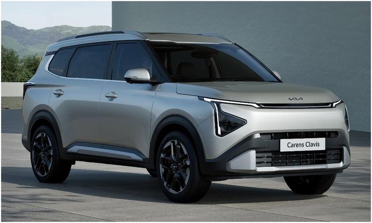 Kia Carens Clavis: Variants Explained
सात ट्रिम स्तरों में उपलब्ध - HTE, HTE(O), HTK, HTK+, HTK+(O), HTX and HTX+, यहां बताया गया है कि क्लैविस का प्रत्येक ट्रिम फीचर्स के मामले में क्या ऑफर करता है.