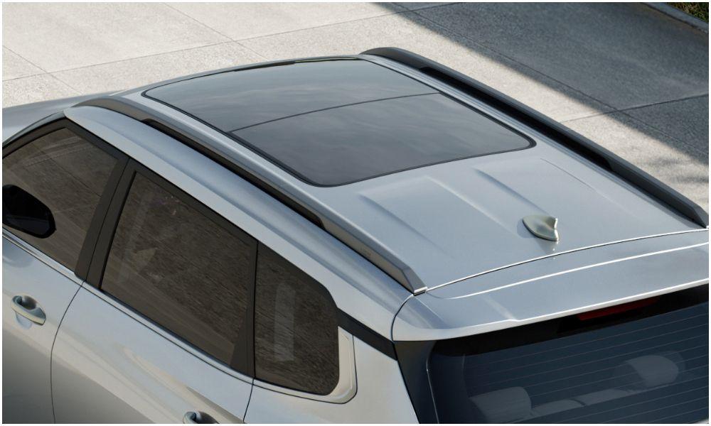 Cars in India Available with Panoramic Sunroofs Under Rs. 20 Lakh रु.20 लाख से कम कीमत वाले सेगमेंट में, फ़ैमिली एसयूवी के लिए पैनोरमिक सनरूफ़ सबसे ज़्यादा पसंद किए जाने वाले फ़ीचर्स में से एक बन गया है.