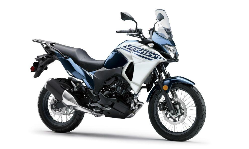2025 Kawasaki Versys-X 300 Launched At Rs 3.80 Lakh 2025 के लिए वर्सेस-एक्स 300 में ताज़ा ग्राफिक्स और नई रंग योजना है.