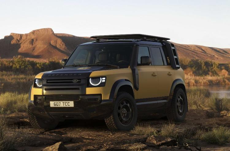 Land Rover Defender 110 Trophy Edition Revealed एसयूवी का यह वैरिएंट लैंड रोवर के पुराने कैमल ट्रॉफी एडिशन को ट्रिब्यूट देता है.