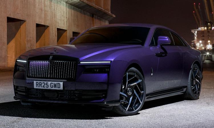 Rolls-Royce Spectre Black Badge Launched In India At Rs 9.50 Crore ऑल-इलेक्ट्रिक स्पेक्ट्रे ब्लैक बैज रोल्स रॉयस द्वारा अब तक निर्मित सबसे शक्तिशाली कार है.