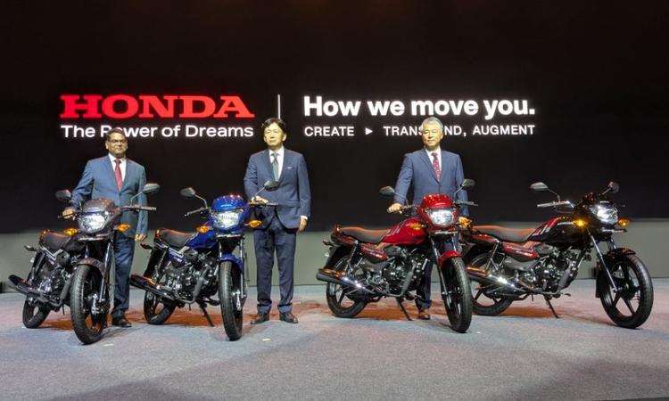 New Honda Shine 100 DX Unveiled; Price Announcement on August 1 शाइन 100 DX अत्यधिक प्रतिस्पर्धी 100 सीसी कम्यूटर सेगमेंट में नई मोटरसाइकिल है.