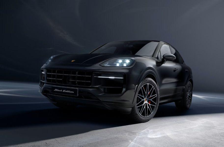 Porsche Cayenne, Cayenne Coupe Black Edition India Prices Revealed कायेन ब्लैक एडिशन की कीमत रु.1.80 करोड़ है, जबकि कायेन कूपे ब्लैक एडिशन की कीमत रु.1.87 करोड़ है.