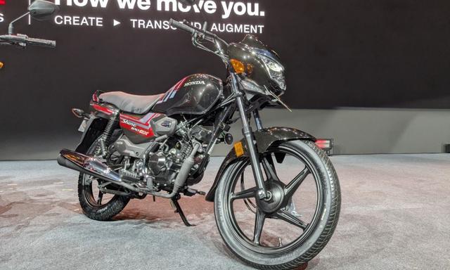 होंडा शाइन 100 DX भारत में रु.74,959 में हुई लॉन्च  शाइन चार रंग योजनाओं में उपलब्ध है, सभी की कीमत रु.74,959 है.