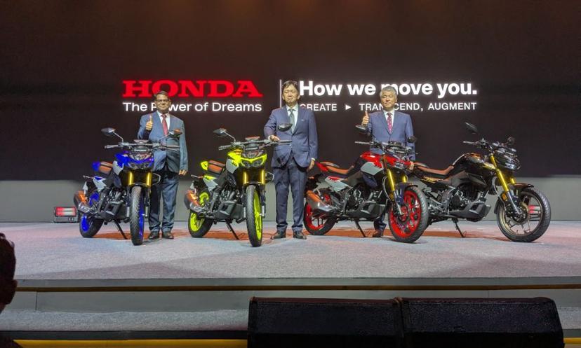 स्टाइलिश होंडा CB125 हॉर्नेट हुई पेश, टीवीएस रेडर और हीरो एक्सट्रीम 125R को देगी टक्कर स्टाइलिश होंडा CB125 हॉर्नेट हुई पेश, टीवीएस रेडर और हीरो एक्सट्रीम 125R को देगी टक्कर