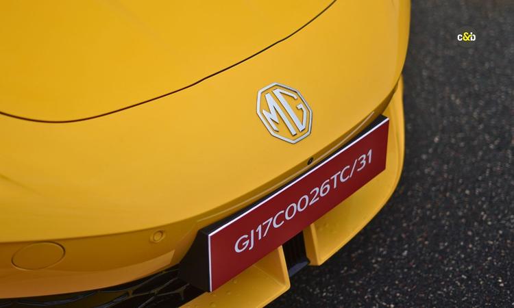 JSW MG Motor India Extends Assured Buyback Plan To 5 Years एमजी ने अपने इलेक्ट्रिक वाहन बायबैक कार्यक्रम का विस्तार किया है, जो कमर्शियल एमजी जेडएस ईवी मालिकों के लिए भी उपलब्ध है.