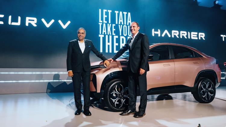 Tata Motors Re-Enters South Africa With Launch Of Harrier, Curvv, Punch, And Tiago टाटा मोटर्स ने दक्षिण अफ्रीका के अग्रणी ऑटोमोटिव समूह मोटस होल्डिंग्स के साथ साझेदारी की है.