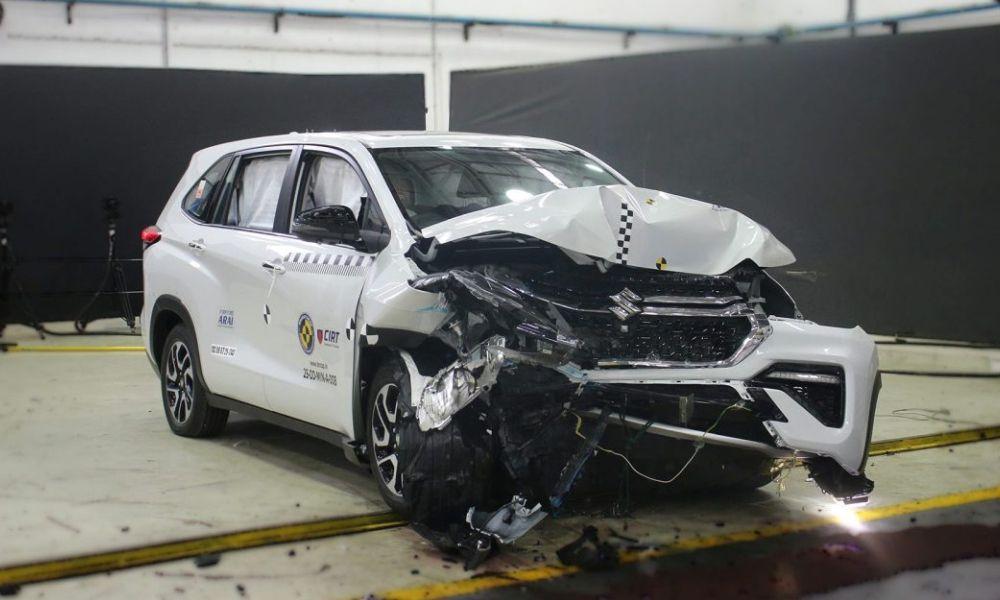Maruti Suzuki Invicto Secures Five-Star Bharat NCAP Crash Safety Rating भारत में बिक्री के लिए उपलब्ध मारुति के सबसे महंगे मॉडल को एडल्ट और बच्चों की सुरक्षा के लिए पूरे 5 स्टार की रेटिंग मिली है, जो इसके सहयोगी मॉडल टोयोटा इनोवा हाइक्रॉस के समान है.