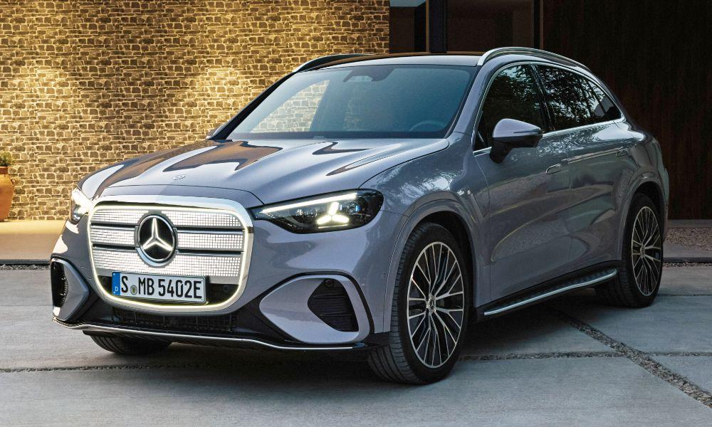 Mercedes-Benz GLC Electric Makes Global Debut With Up To 713 KM Range ऑल-इलेक्ट्रिक GLC में 94 kWh का बैटरी पैक है, जबकि इसका व्हीलबेस पेट्रोल-डीज़ल GLC से थोड़ी लंबी है.