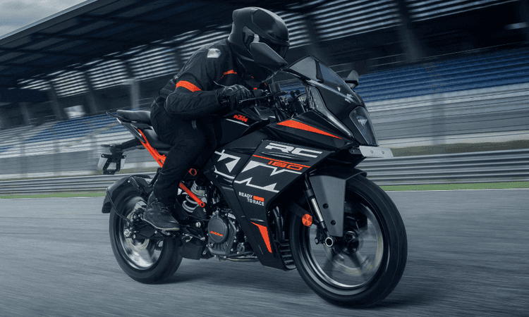 KTM RC 160 Launched In India At Rs 1.85 Lakh आरसी 160, केटीएम इंडिया की सुपरस्पोर्ट रेंज में एंट्री लेवल की बाइक के रूप में काम करती है.