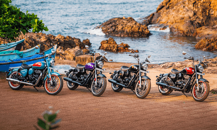 Updated Royal Enfield Goan Classic 350 Launched: Gets Slip And Assist Clutch अपडेटेड गोअन क्लासिक में एक फास्ट टाइप-सी चार्जिंग पोर्ट भी दिया गया है.