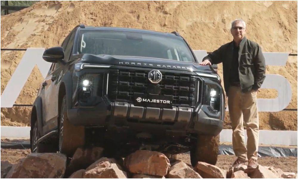 MG Majestor SUV Unveiled In India Ahead Of April 2026 Launch लाइनअप में ग्लॉस्टर की जगह लेने वाली मैजेस्टर भारत में एमजी की नई फ्लैगशिप एसयूवी होगी और इसकी डिलेवरी मई महीने में शुरू होगी.