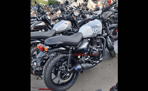 Upcoming Royal Enfield Hunter 350 Likely To Be Available in Three Variants नई 350cc रॉयल एनफील्ड के रेट्रो, मेट्रो और मेट्रो रिबेल वेरिएंट में उपलब्ध होने की उम्मीद है.