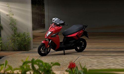 सिंपल वन इलेक्ट्रिक स्कूटर का रिव्यू सिंपल वन इलेक्ट्रिक स्कूटर अच्छा दिखता है, अच्छी सवारी की पेशकश करता है, और बढ़िया रेंज का वादा करता है. हम कर रहे हैं इसकी सवारी.