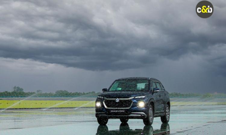 Maruti Suzuki Grand Vitara Offered With Benefits Of Up To Rs 1.04 Lakh In June इस महीने मारुति की फ्लैगशिप एसयूवी के कई वेरिएंट्स पर रु.14,000 से लेकर रु.1.04 लाख तक के लाभ पेश कर रही है.