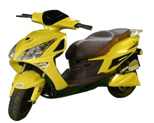 Benling Believe Electric Scooter Launched In India; Priced At Rs. 97,520 बेनलिंग इंडिया का कहना है कि बिलीव ई-स्कूटर को विशेष रूप से भारतीय सड़कों की स्थिति के लिए डिज़ाइन किया गया है और इसे देश के 22 राज्यों और 160 शहरों में स्थित 350 डीलरशिप के माध्यम से बेचा जाएगा.