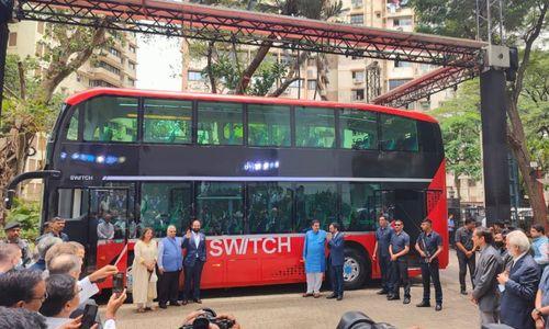 Switch Mobility Reveals New EiV 22 Electric Double Decker In India कंपनी ने यह भी पुष्टि की है कि उसे पहले ही मुंबई के बेस्ट से 200 बसों का ऑर्डर मिल चुका है.