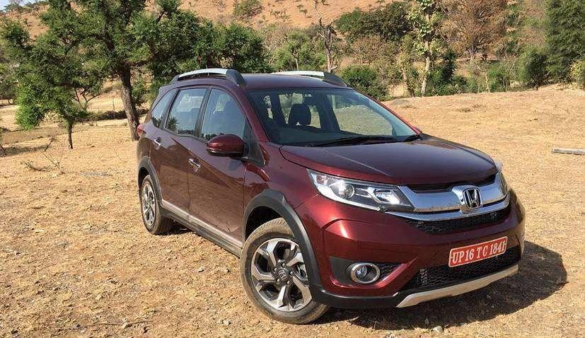 Honda Cars India Recalls Over 90,000 Cars Over Faulty Fuel Pump रिकॉल अगस्त 2017 और जून 2018 के बीच निर्मित मॉडलों की एक श्रृंखला के साथ-साथ 2,000 से अधिक कारों को प्रभावित करता है जिनके फ्यूल पंप पहले बदल दिए गए थे.