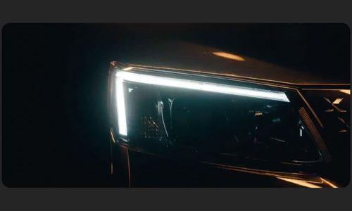 Mahindra Teases All-Electric XUV400 Subcompact SUV Yet Again मॉडल की चार मीटर से बड़े होने की उम्मीद है, यह देखते हुए कि इलेक्ट्रिक कारों को सब 4-मीटर कारों पर मिलने वाली टैक्स छूट नहीं मिलती है.